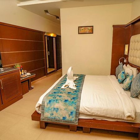 Excel Hotels And Resorts Bhīm Tāl Kültér fotó