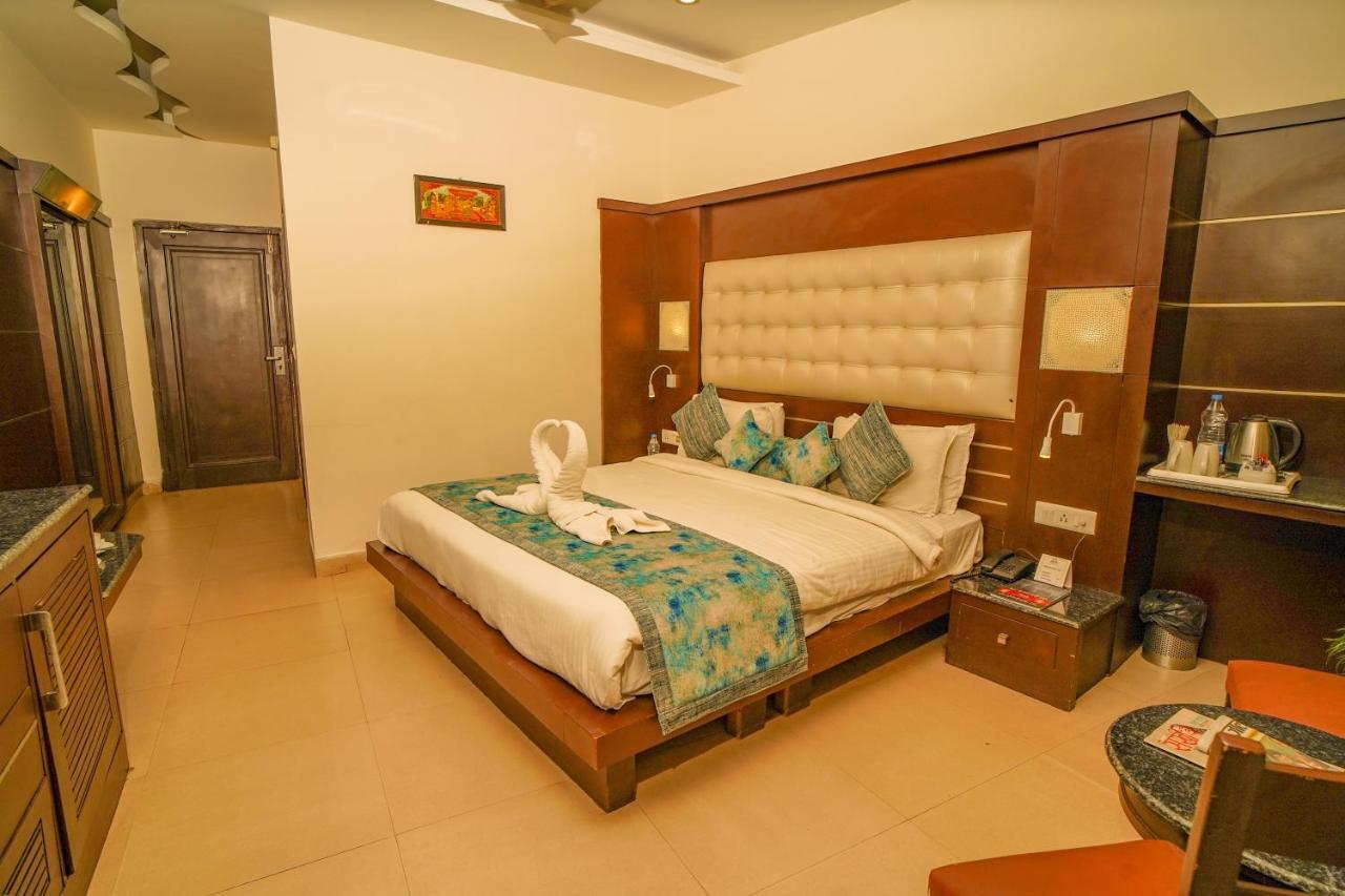 Excel Hotels And Resorts Bhīm Tāl Kültér fotó