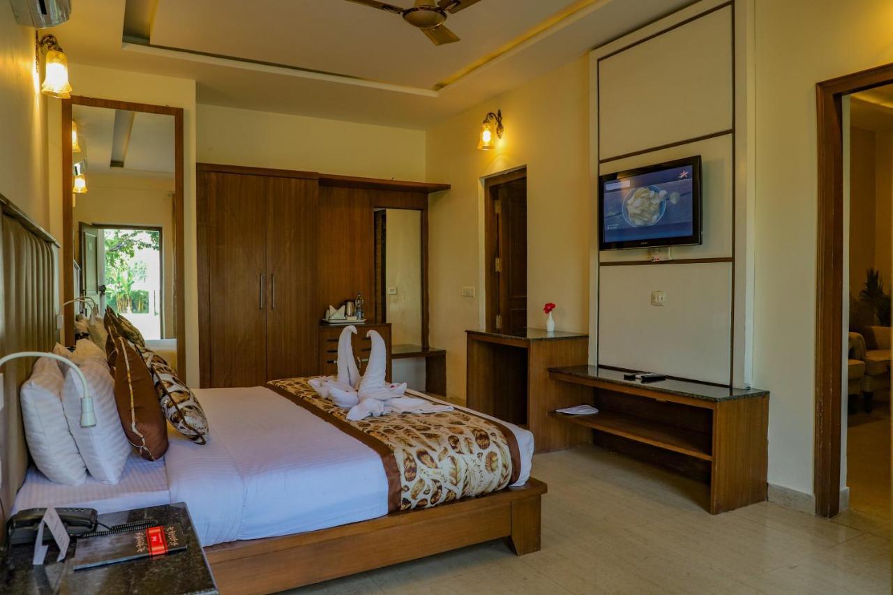 Excel Hotels And Resorts Bhīm Tāl Kültér fotó