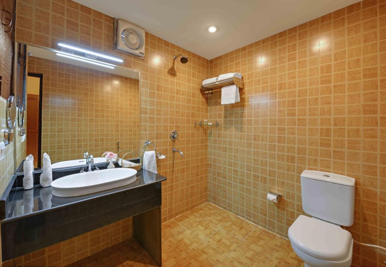 Excel Hotels And Resorts Bhīm Tāl Kültér fotó